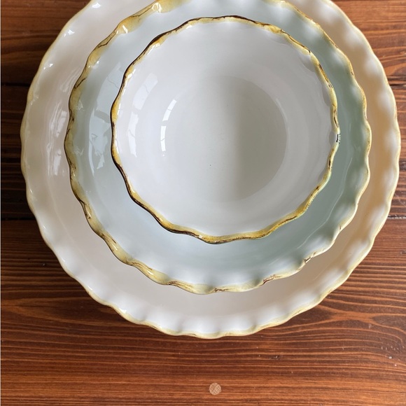 Sur La Table Ceramic Fluted Nesting Bowls - Picture 3 of 9